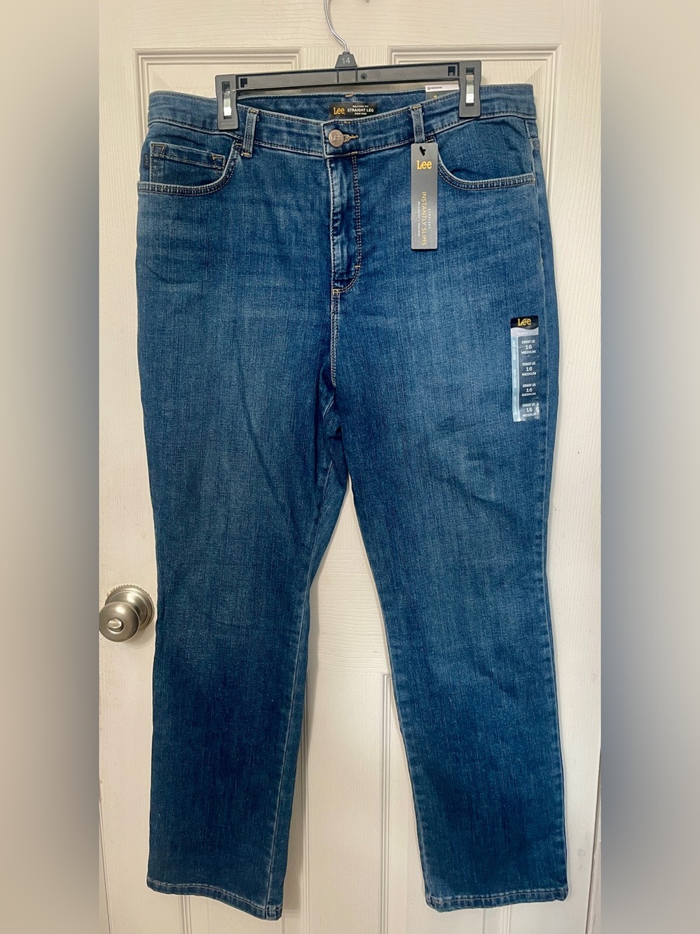 Lee Instantly Slims Relaxed Fit Straight-Leg High-Rise Jeans Sz 16 NWT